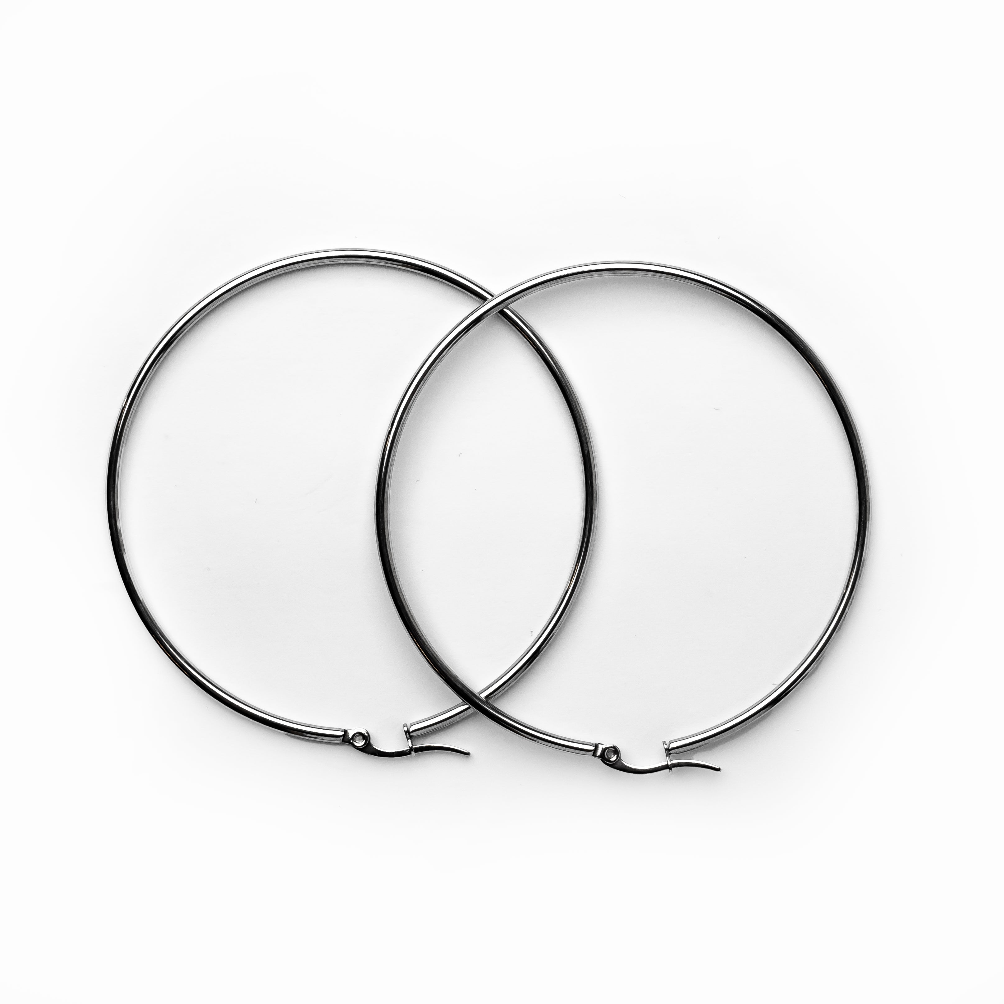 Vēra Hoops Earrings